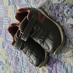 Carter's toddler green sneakers size 8